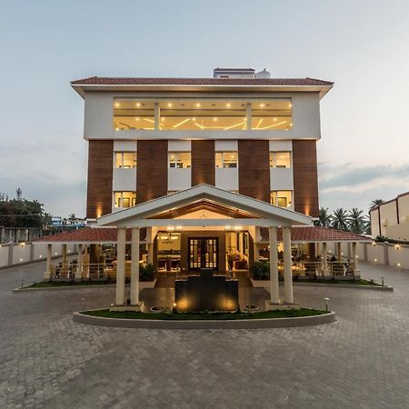 阿德里卡酒店 Chikmagalūr 外观 照片